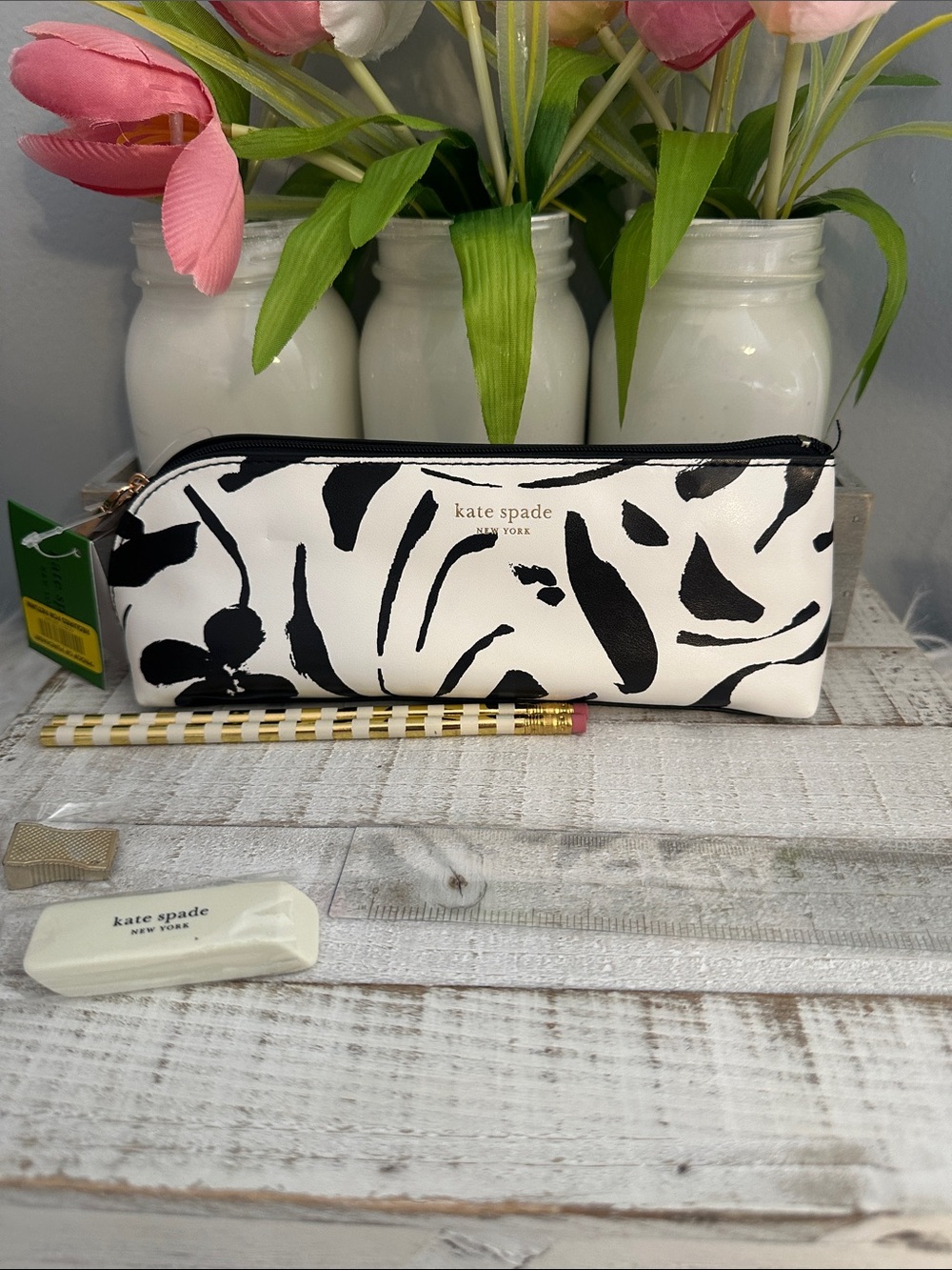 Nwt Kate spade pencil case set